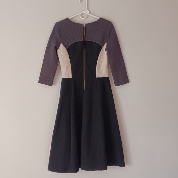 Boden Fit & Flare Dress Colorblock Ivory Black Grey Gold Textured Size 6 Long - Picture 3 of 12